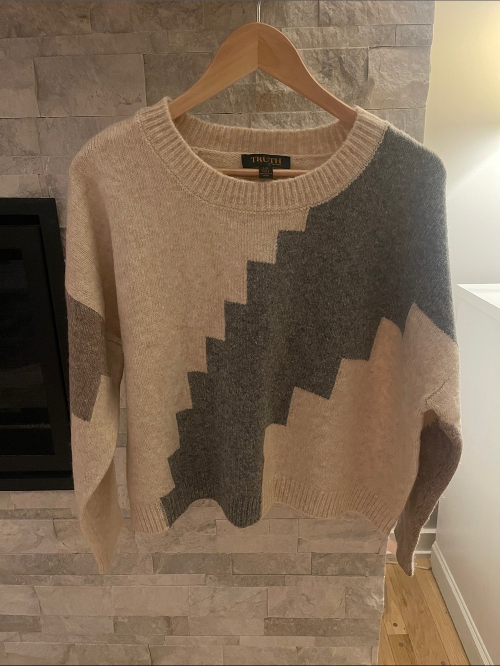 TRUTH Beige and Gray Zigzag Crewneck Sweater - Men